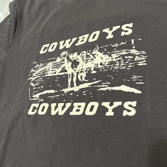 graphic vintage baby tee/t shirt - Picture 2 of 3